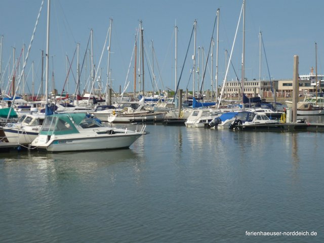  Ferienwohnungen und Ferienhuser in Norddeich - Jachthafen Norddeich